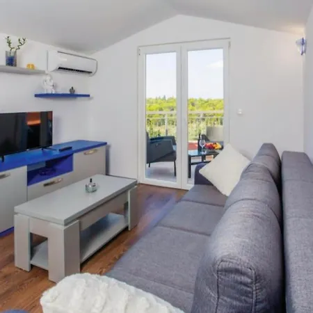 Grljusic Макарска